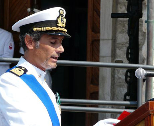 Benevnuto nella nostra citt&agrave;, comandante